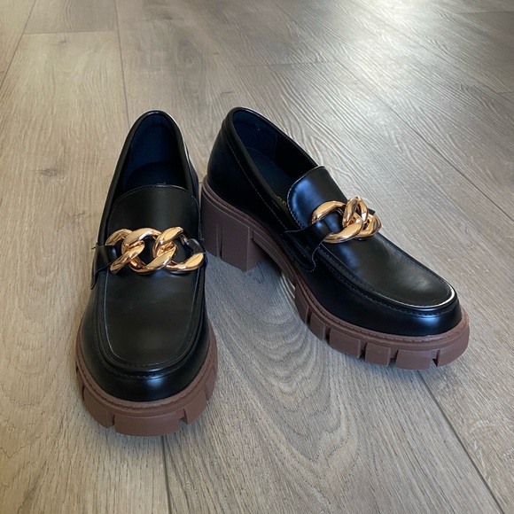 7/7.5 Tinstree Black and Brown Chunky Lug Sole Loafers with Gold Chain - Picture 2 of 7